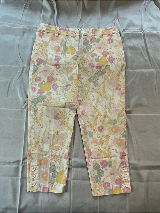 Talbots Pants - Talbots Perfect Crop Floral Straight Leg Pants Pink & Yellow Size 6P